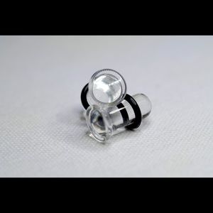 Glass plugs